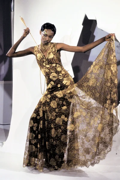 Look 30